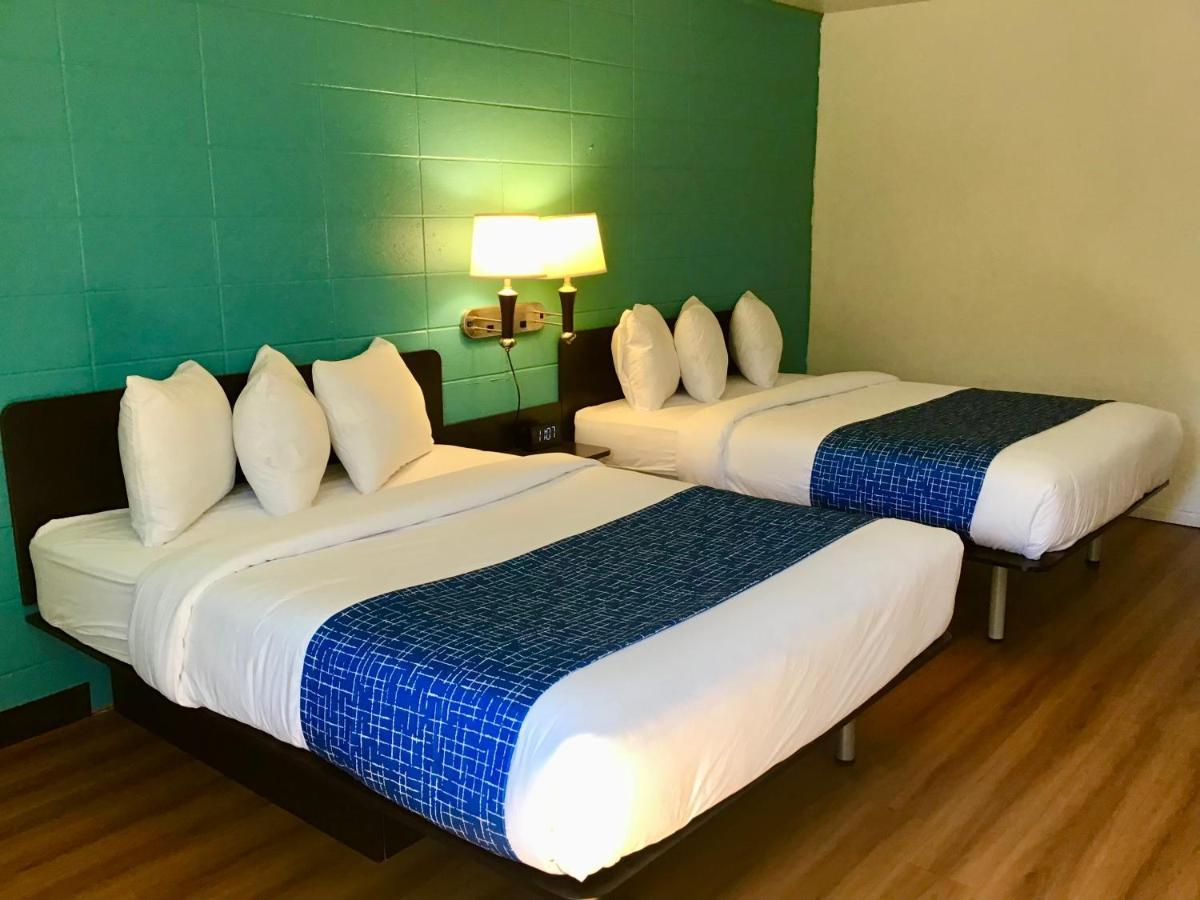 Travelodge Inn & Suites By Wyndham Missoula University Park Extérieur photo
