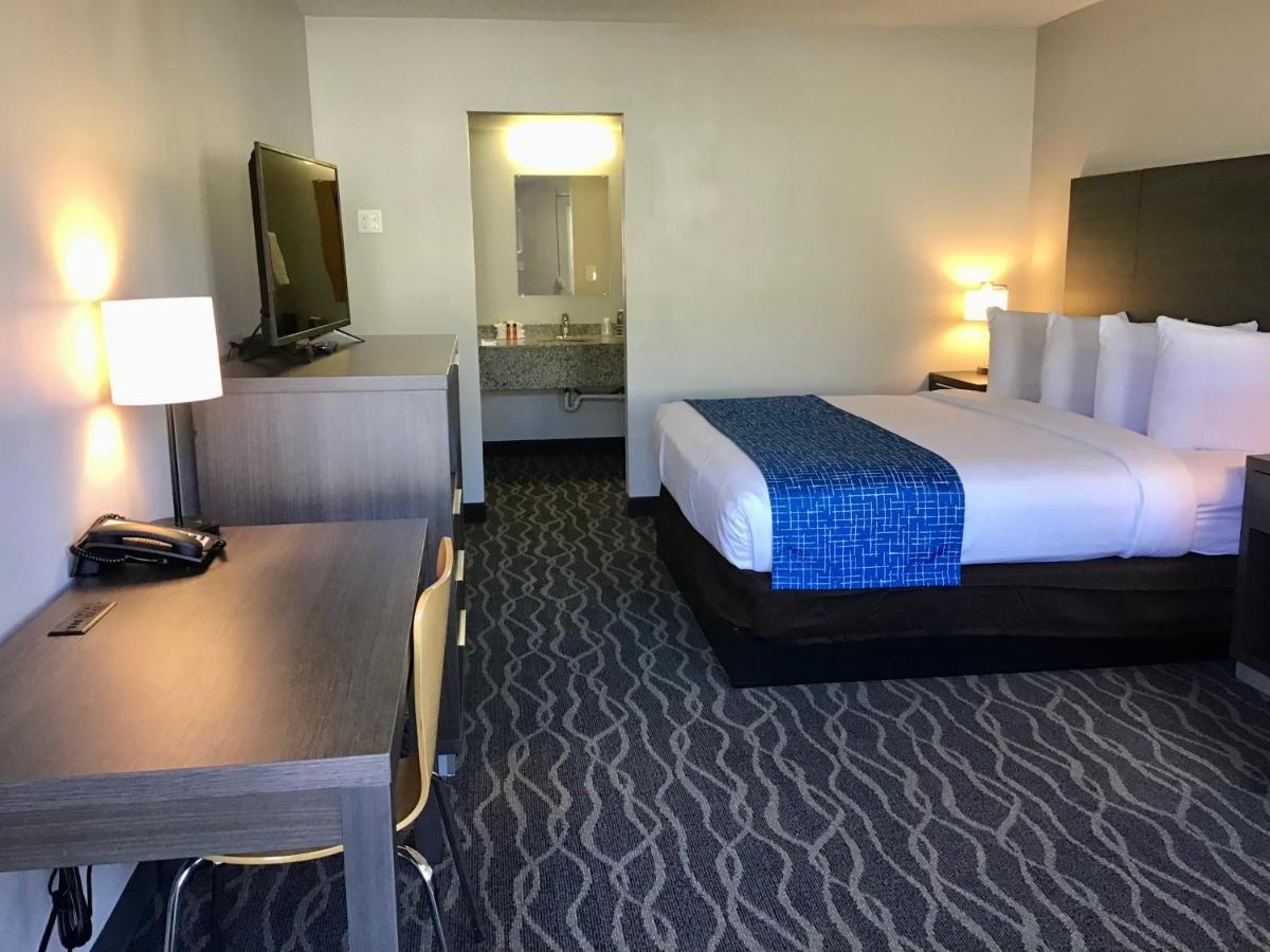 Travelodge Inn & Suites By Wyndham Missoula University Park Extérieur photo